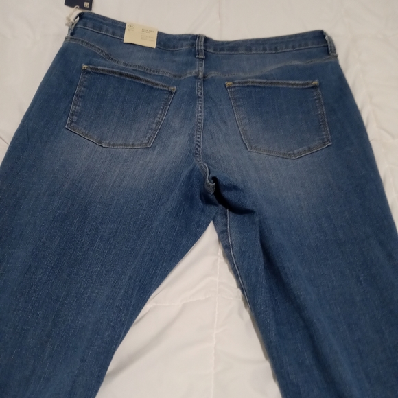 *SOLD*Universal Thread Jeans - Picture 3 of 5